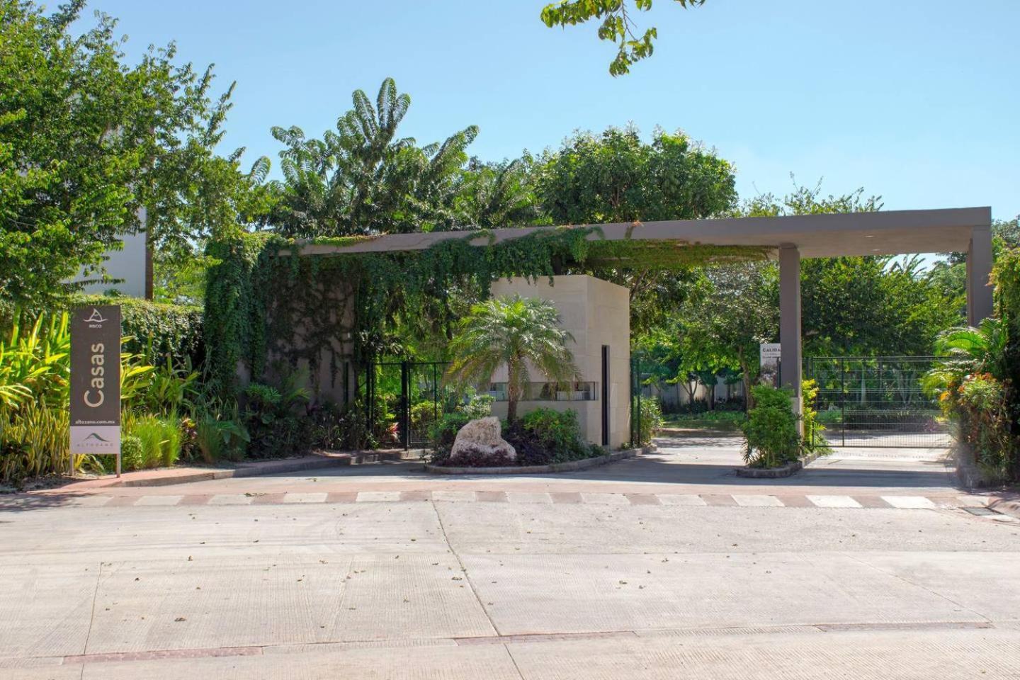 Modern House Surrounded By Nature Mérida Εξωτερικό φωτογραφία